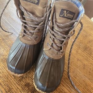 Womens Natural Reflections Duck Boots. Brown With Plaid Flannel Lining. Size 8